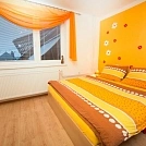 1625924303-Oranazovy-apartman.webp